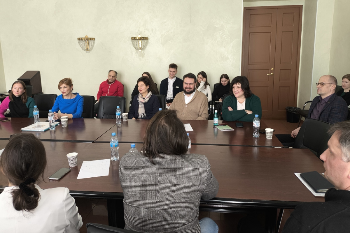 Доцент ВШТ Дмитрий Плотников выступил на круглом столе в СПбГУ о технологическом брокерстве Доцент ВШТ Дмитрий Плотников выступил на круглом столе в СПбГУ о технологическом брокерстве