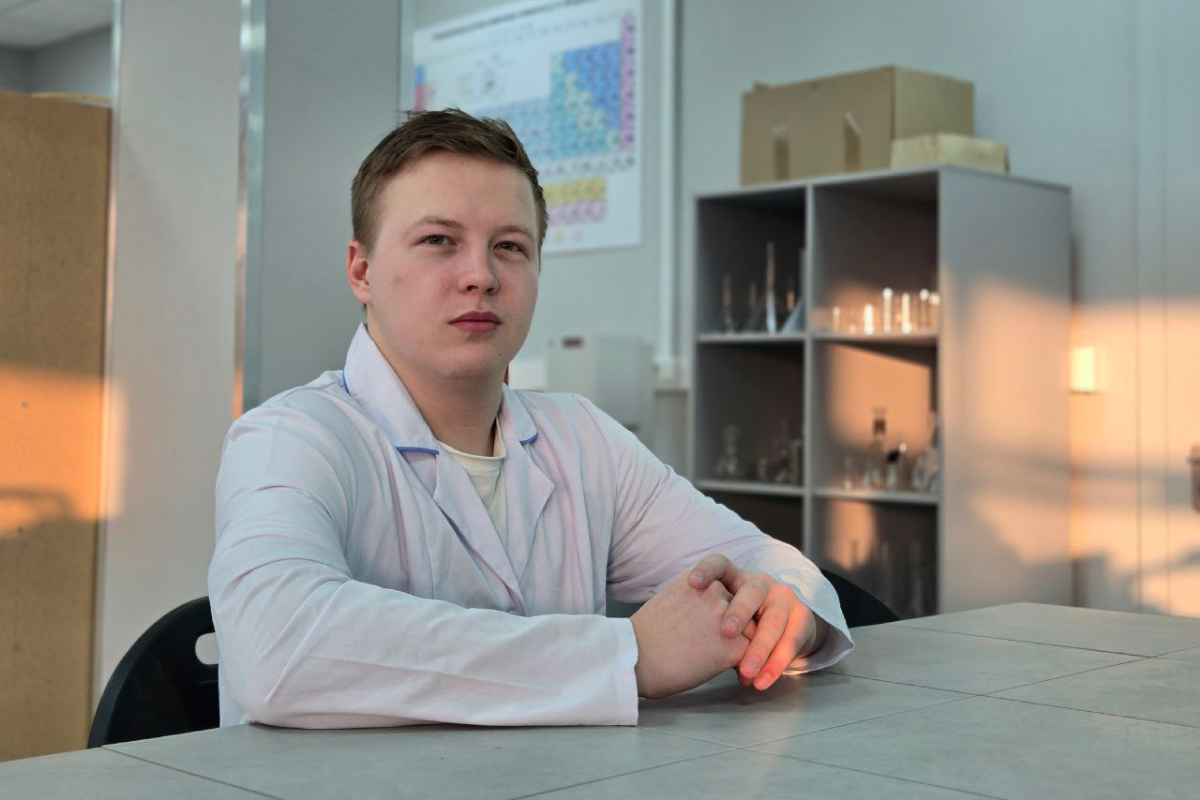 Студент ИММиТ стал стипендиатом Благотворительного фонда «Система»